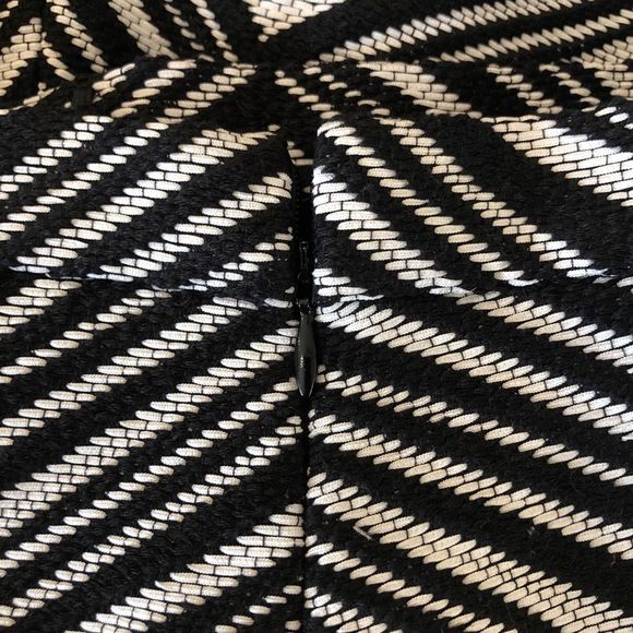 Escada Rendal Black & White Chevron Knit Midi Skirt - Picture 11 of 16